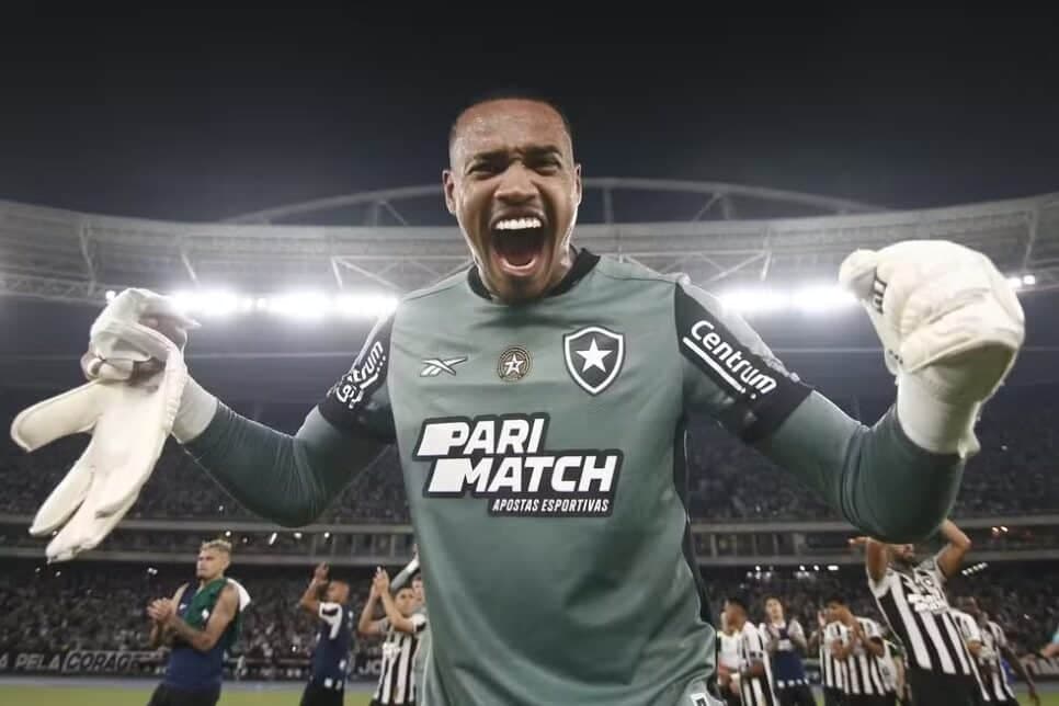 John Victor, goleiro do Botafogo (Foto: Vitor Silva / Botafogo)