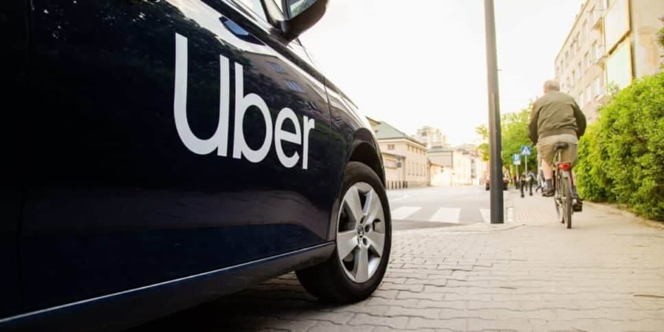 Donos estão chorando no banho: Uber baixa nova proibição e decreta fim de 2 carros populares no app