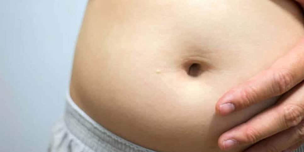 Tchau, barriga de fezes: Chá natural com 1 ingrediente traz laxante natural mais potente