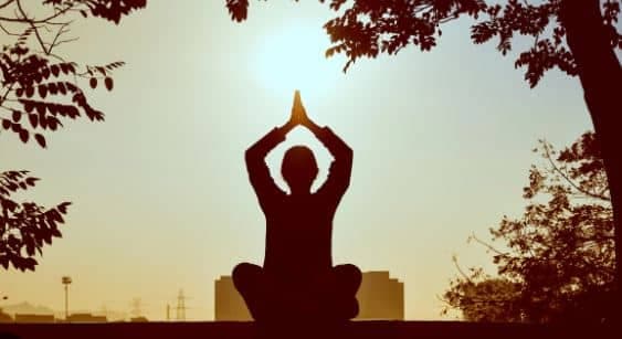 Meditação (Foto Reprodução/Internet) Meditação (Foto Reprodução/Internet)