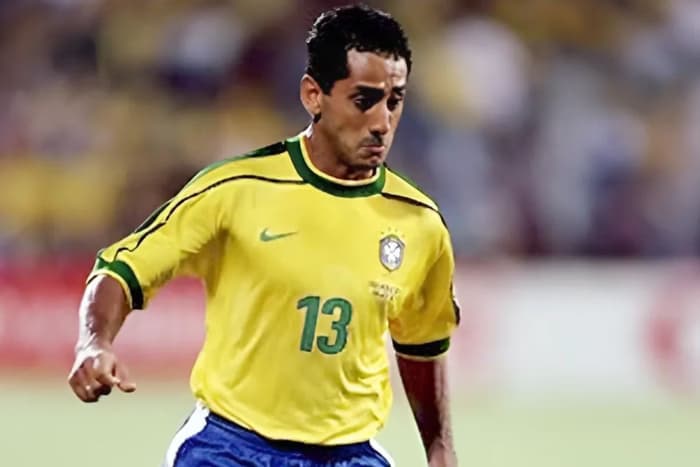 http://tvfoco.uai.com.br/wp-content/uploads/2015/05/Daniela-Mercury.jpg