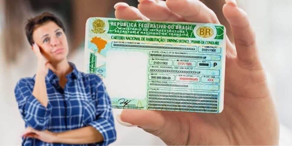 Mudança na CNH: Comunicado urgente chega com 3 avisos cruciais aos motoristas acima dos 50 anos