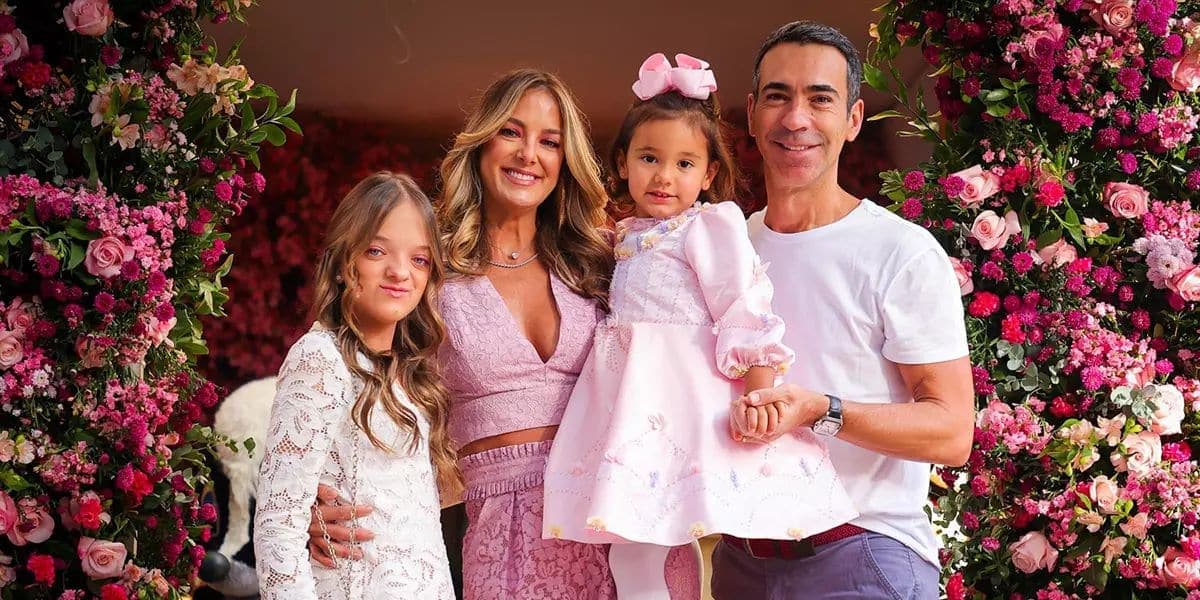 http://tvfoco.uai.com.br/wp-content/uploads/2015/05/Daniela-Mercury.jpg http://tvfoco.uai.com.br/wp-content/uploads/2015/05/Daniela-Mercury.jpg