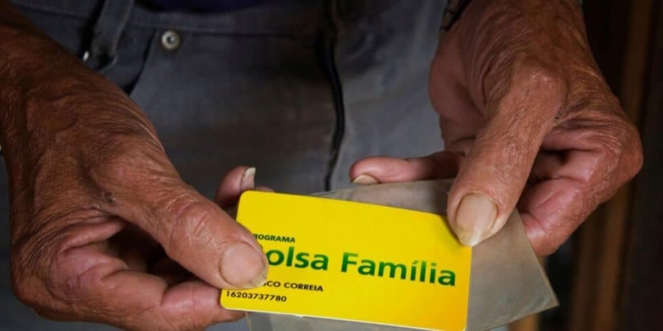 Governo Lula crava antecipação dos R$600 do Bolsa Família para salvar beneficiários em 2024