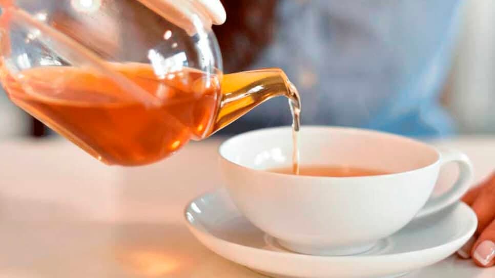 1L por dia e menos 15 anos: 3 chás milagrosos com ingredientes populares são o elixir da juventude às 50+