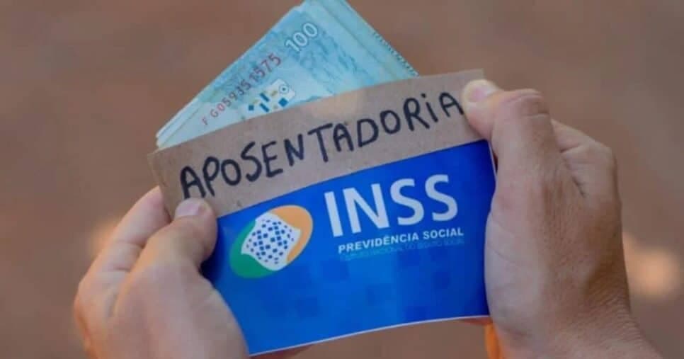 Brasileiros que querem aposentar aos 55 pelo INSS precisam ler isso