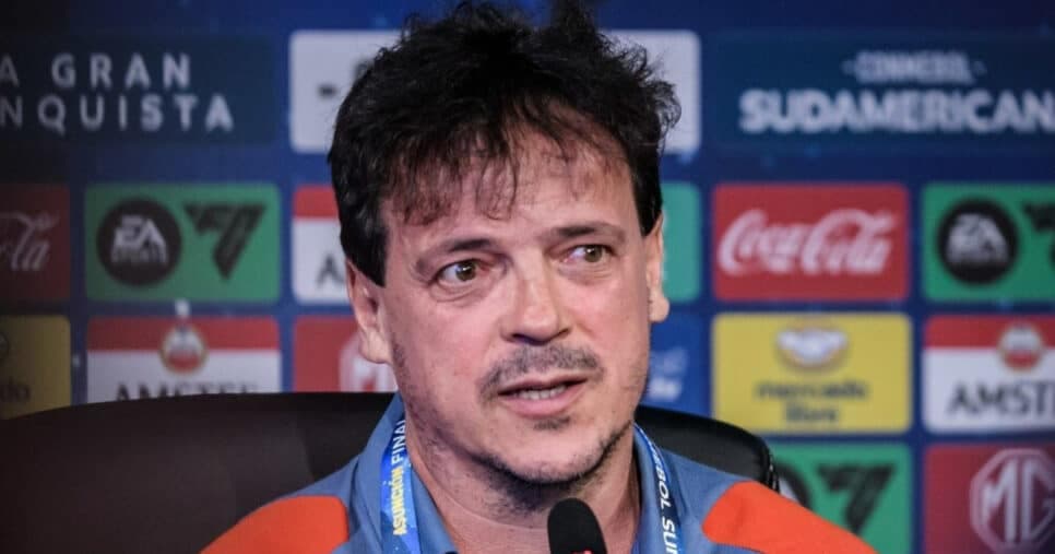 Fernando Diniz tem demissão cravada no Cruzeiro e se revolta com diretoria: "Desrespeito''