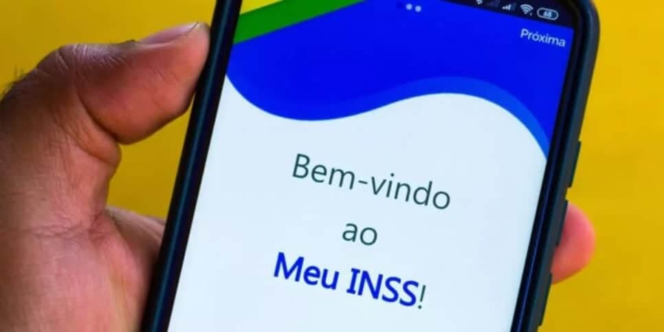 Saque de mais de R$ 1 mil: INSS emite comunicado e crava 5 presentes aos beneficiários em janeiro de 2025