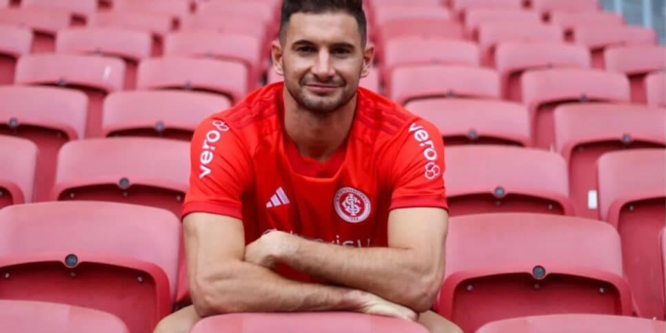Lucas Alario está prestes a dar adeus ao Internacional e assinar com rival n°1