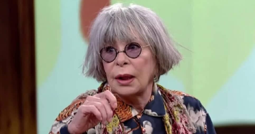 "Tristeza e rancor": Carta psicografada de Rita Lee traz detalhes sombrios do dia da sua morte