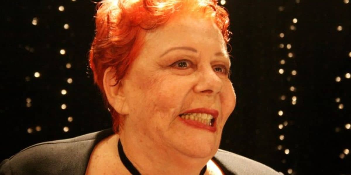 http://tvfoco.uai.com.br/wp-content/uploads/2015/05/Daniela-Mercury.jpg