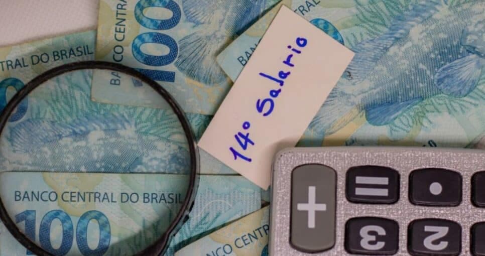 Nem precisa esperar o INSS: 5 passos infalíveis para garantir o 14º salário em 2025