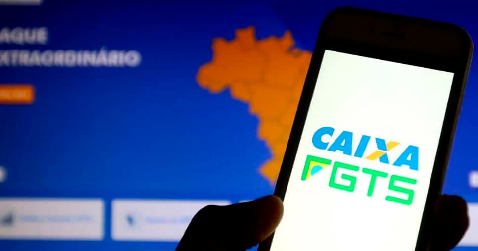 Caixa libera saque do FGTS a lista de CPFs antes do Natal e salva o bolso de milhares em 2024
