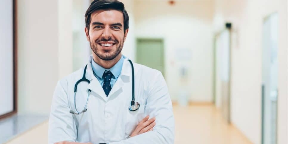 Ilustração médico (Foto: Canva)