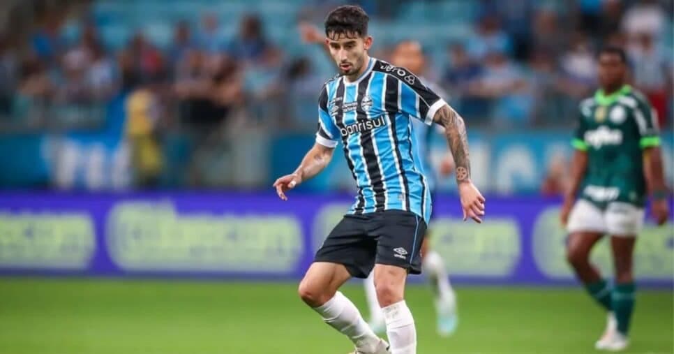 Villasanti deve permanecer no Grêmio (Reprodução: Lucas Uebel)