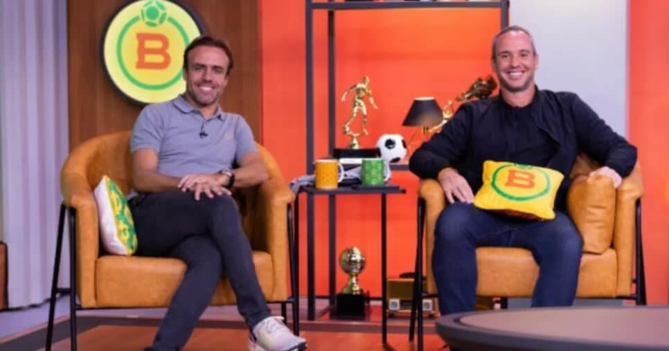 Roger Flores e Caio Ribeiro apresentavam o Boleiragem (Foto: Daniela Toviansky/Globo)
