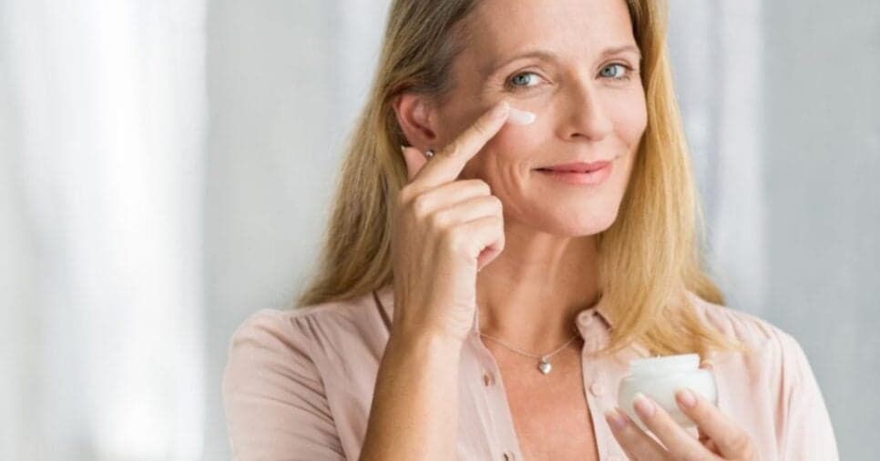 Rugas e manchas exterminadas: Creme antienvelhecimento com 2 ingredientes para ter pele de porcelana