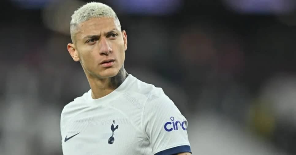 Nem Palmeiras, nem Flamengo: Richarlison bate martelo e define onde vai jogar em 2025