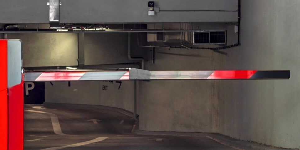 Cancela de estacionamento (Foto: Canva) 