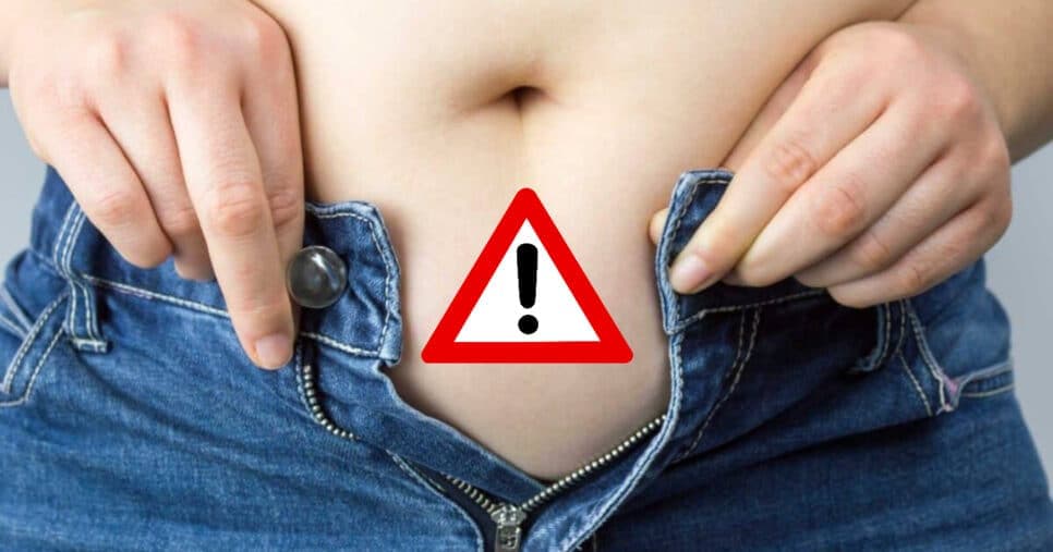 Adeus, inchaço: Receitinha milagrosa com 3 ingredientes seca a barriga das 60+ aceleradamente em 2025