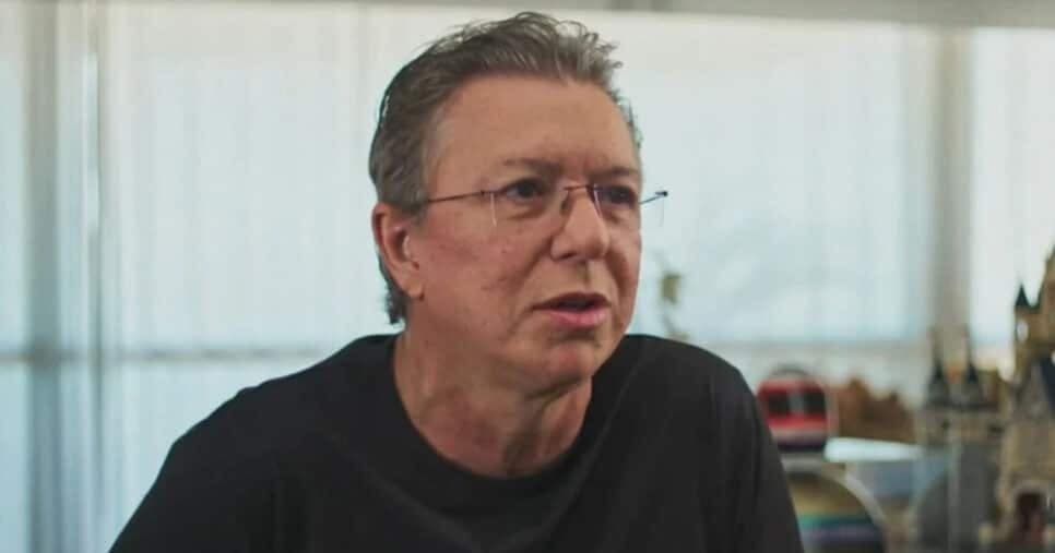 O famoso diretor do SBT voltou para falar sobre o BBB25 (Foto: Reprodução/Globo)