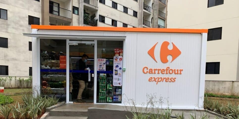 Lojas Carrefour dentro dos condomínios (Reprodução: Internet)