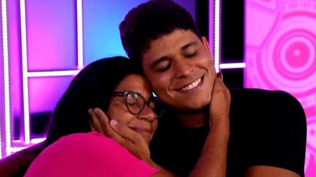 Sogra e genro entraram no BBB25 (Foto: Reprodução / Globo)

