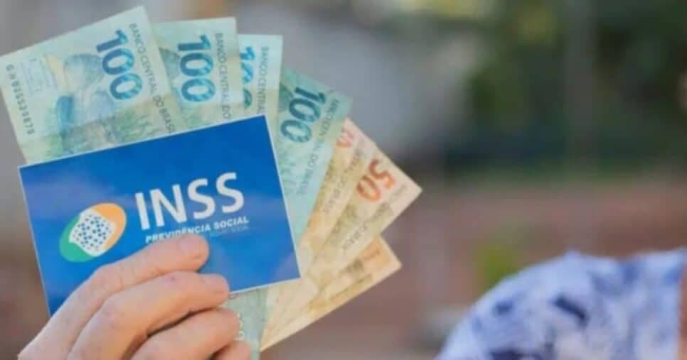 Idosos que ganham R$1621 no INSS devem ler isso hoje 21/02