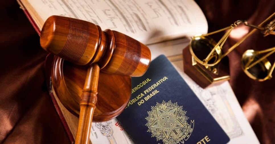 Menos de 8h de trabalho por dia e 3 férias ao ano: Lei trabalhista em vigor garante 2 vitórias a CLTs