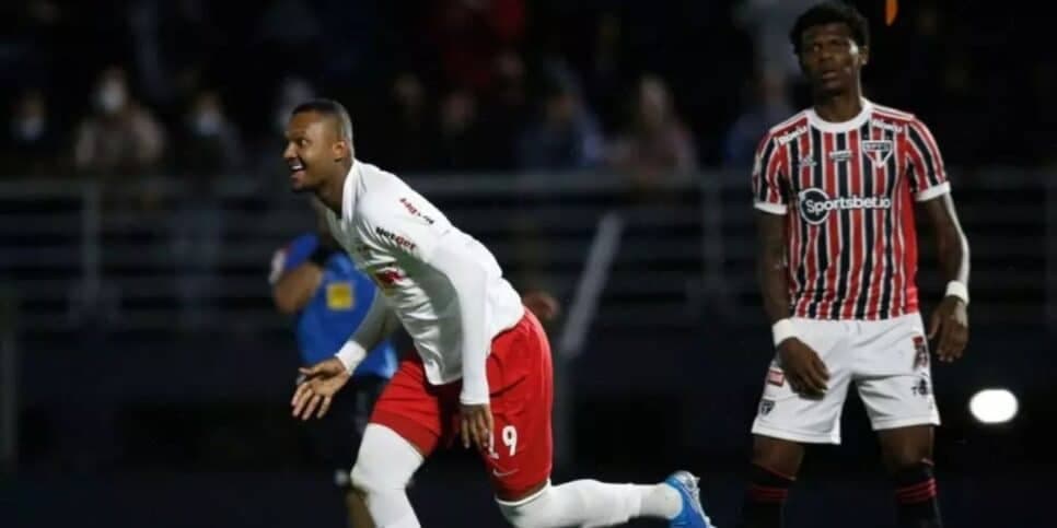 Ele está há mais de 5 anos no Bragantino (Reprodução: Ari Ferreira)
