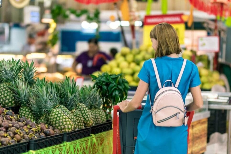 orgânicos ou não ajuda o cliente a identificar os produtos, o que estimula o consumo (Foto Reprodução/Ricardo Chicarelli)