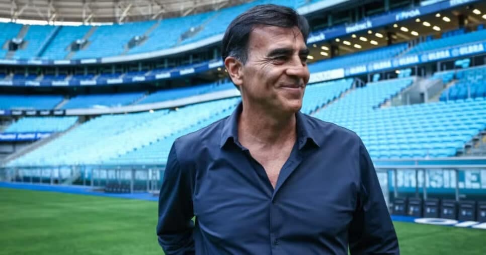 Saída de Pavón e +1 craque: Quinteros sofre com debandada de 2 jogadores no Grêmio hoje (26)