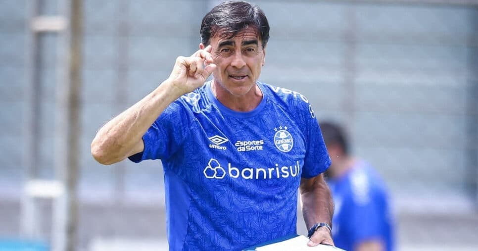 Quinteros, o técnico de futebol (Foto: Lucas Uebel/Grêmio)