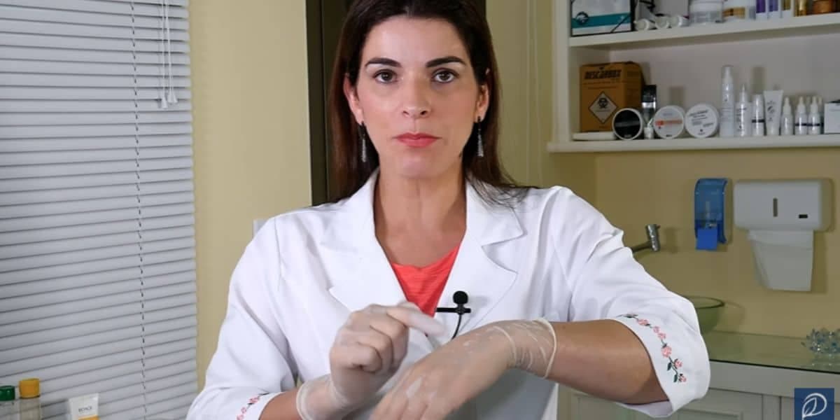 http://tvfoco.uai.com.br/wp-content/uploads/2015/05/Daniela-Mercury.jpg