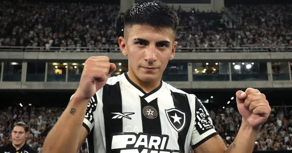 Parceiro de Thiago Almada dá adeus ao Botafogo (Foto: Vitor Silva)