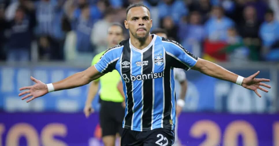 R$ 26 milhões e para ser dupla de Braithwaite: Quinteros faz exigência e Grêmio fecha com craque