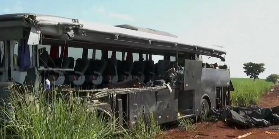 Estado de ônibus  (Foto: Reprodução / Globo)