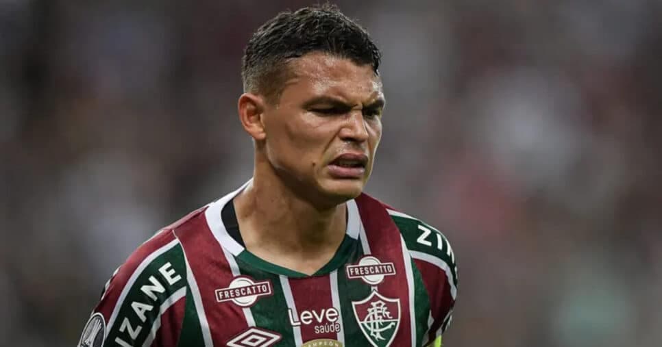 Rasteira no Palmeiras pra ser titular de Mano: Fluminense fecha com joia de peso pra ser dupla de T.Silva