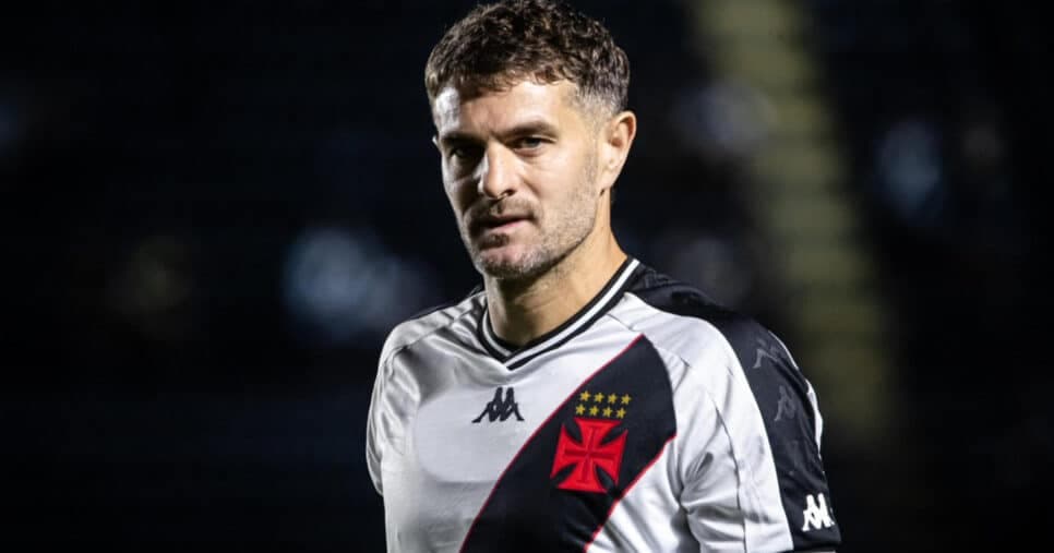 Vegetti tem confirmação de contrato para jogar em outro gigante do Brasileirão em 2025 e deixar o Vasco
