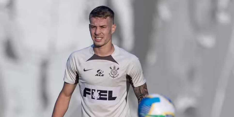 Charles pode ser o novo reforço do Ceará (Reprodução: Rodrigo Coca)