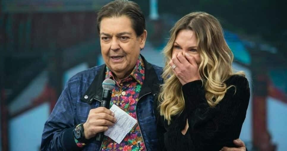 Anne Lottermann acaba de revelar situação com Faustão, cai no choro e assume: "Dificuldade de ouvir"