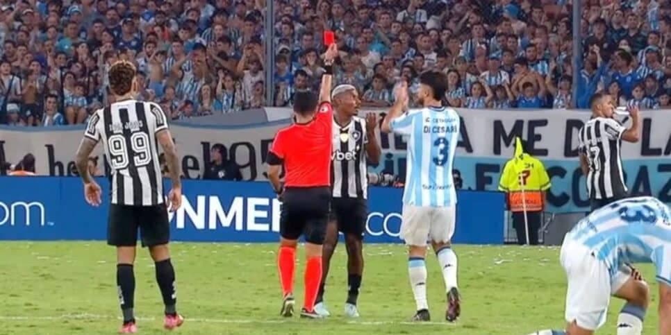 Momento da expulsão de Cuiabano (Reprodução: ESPN)