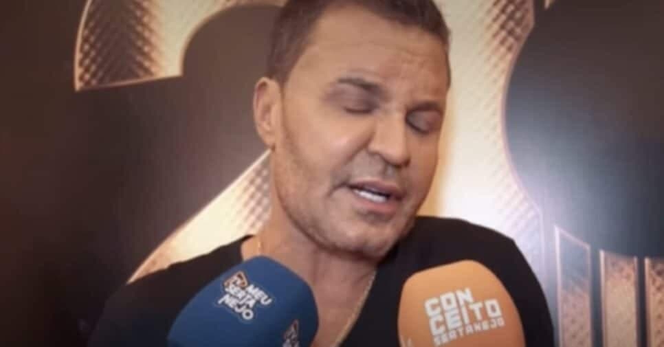 Eduardo Costa expõe perdão, entende situação e revela ter apadrinhado o cantor em início de carreira (Foto: Reprodução Conceito Sertanejo/ Sertanejado/ YouTube)