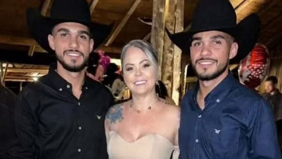 Márcia Siqueira, mãe dos confinados no reality show da Globo (Foto: Reprodução/ Instagram)