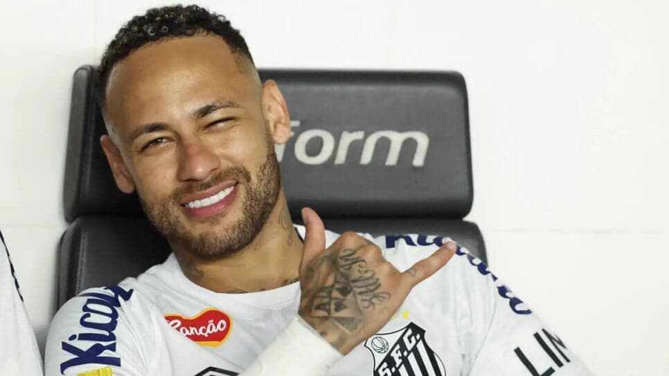 Neymar Jr. de volta ao Brasil (Foto: Reprodução/ Getty Images/ SFC)