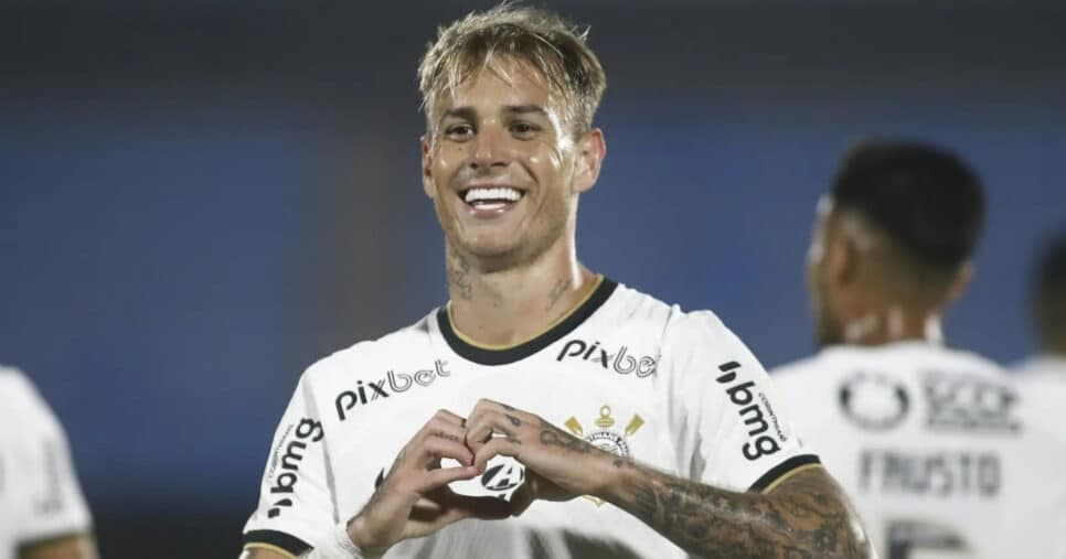 R$ 48M com Depay: Corinthians decide retorno de Róger Guedes (Foto: Reprodução/Getty Images)