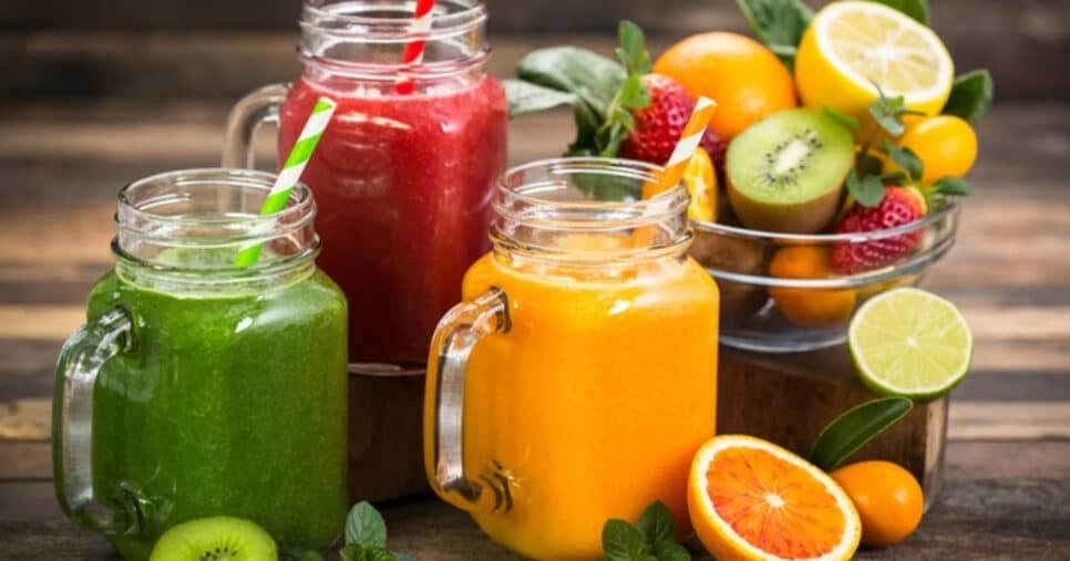 Pele de diamante: Suco infalível com 8 ingredientes populares dá fim à flacidez e rejuvenescer às 50+