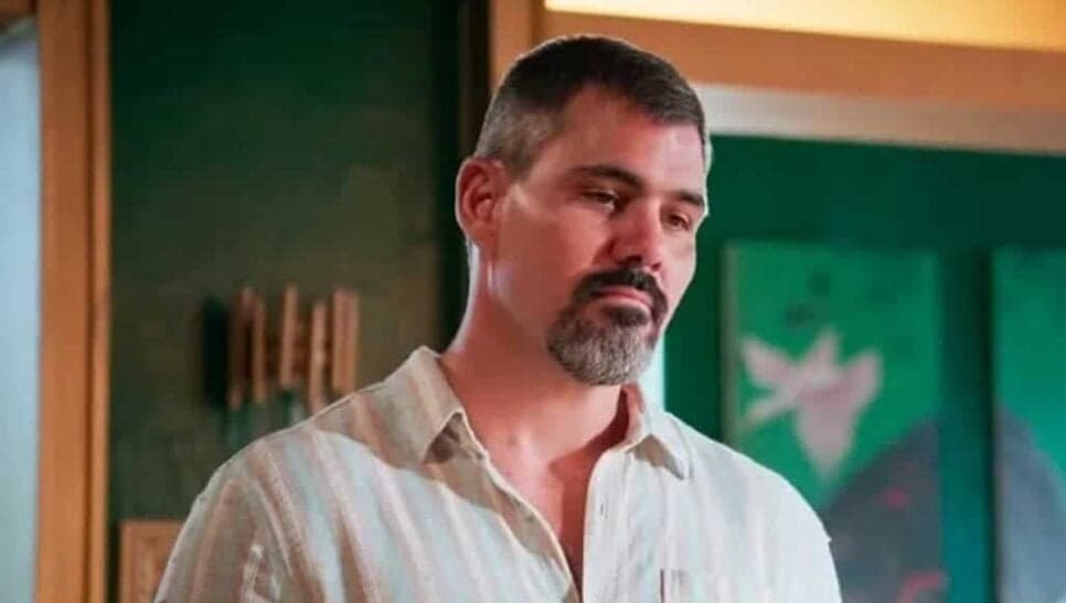 Jayme a um passo de entregar tentativa de assassinato por Violeta (Foto: Reprodução/ Globo)