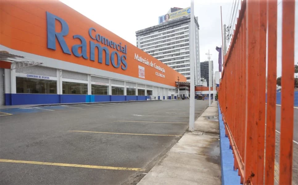 Varejista rival da Magazine Luiza, Comercial Ramos, fechou várias lojas (Foto: Reprodução/ Internet)