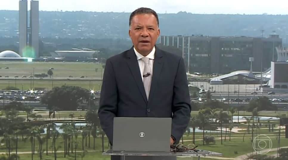 Haroldo em link com Ana Paula Araújo (Foto: Reprodução/Globo)